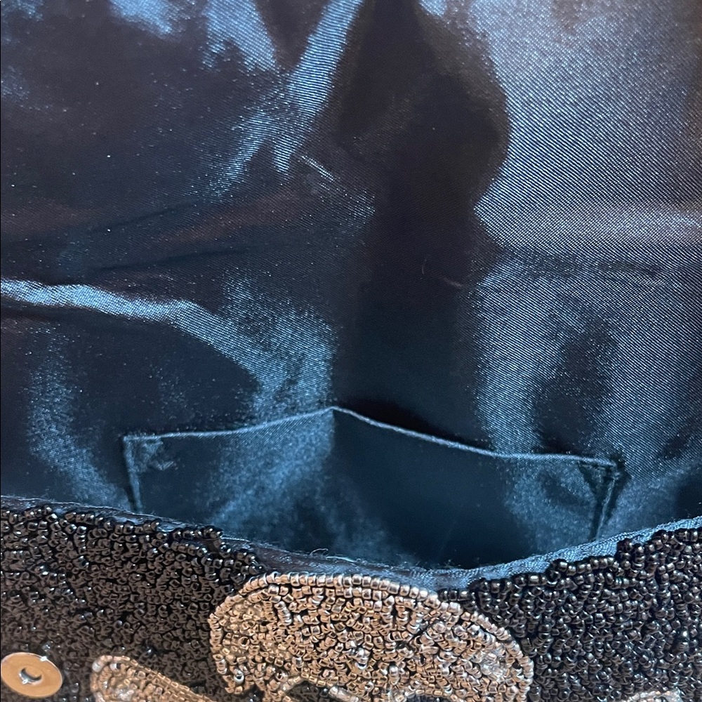 Black Beaded Skull Bag NWT - Picture 9 of 11